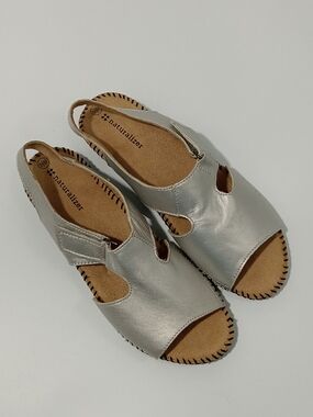 🛑 SOLD Naturalizer Scout Silver Gray Genuine Leather Womens Comfort Sandals 9.5